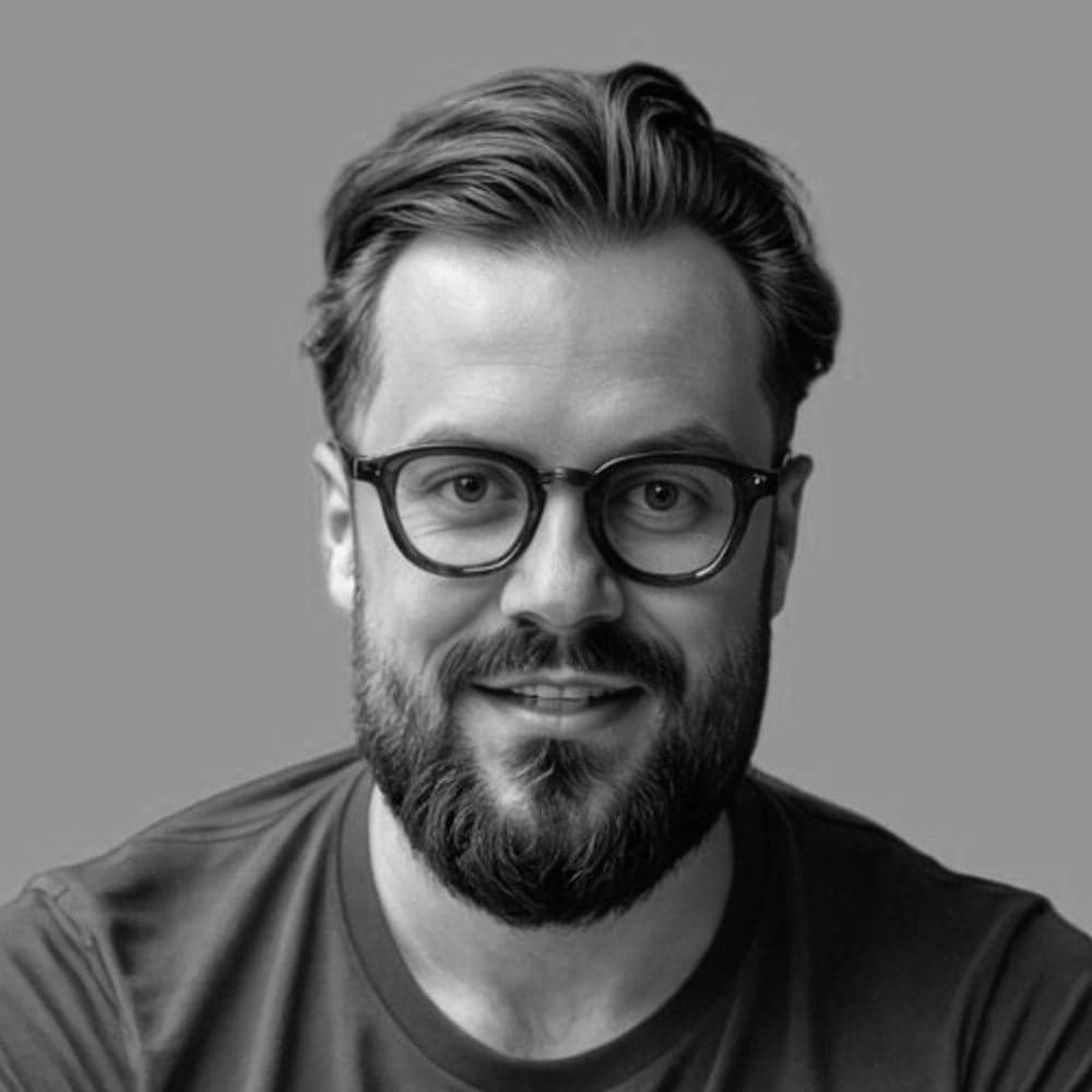 Nemanja Vukota