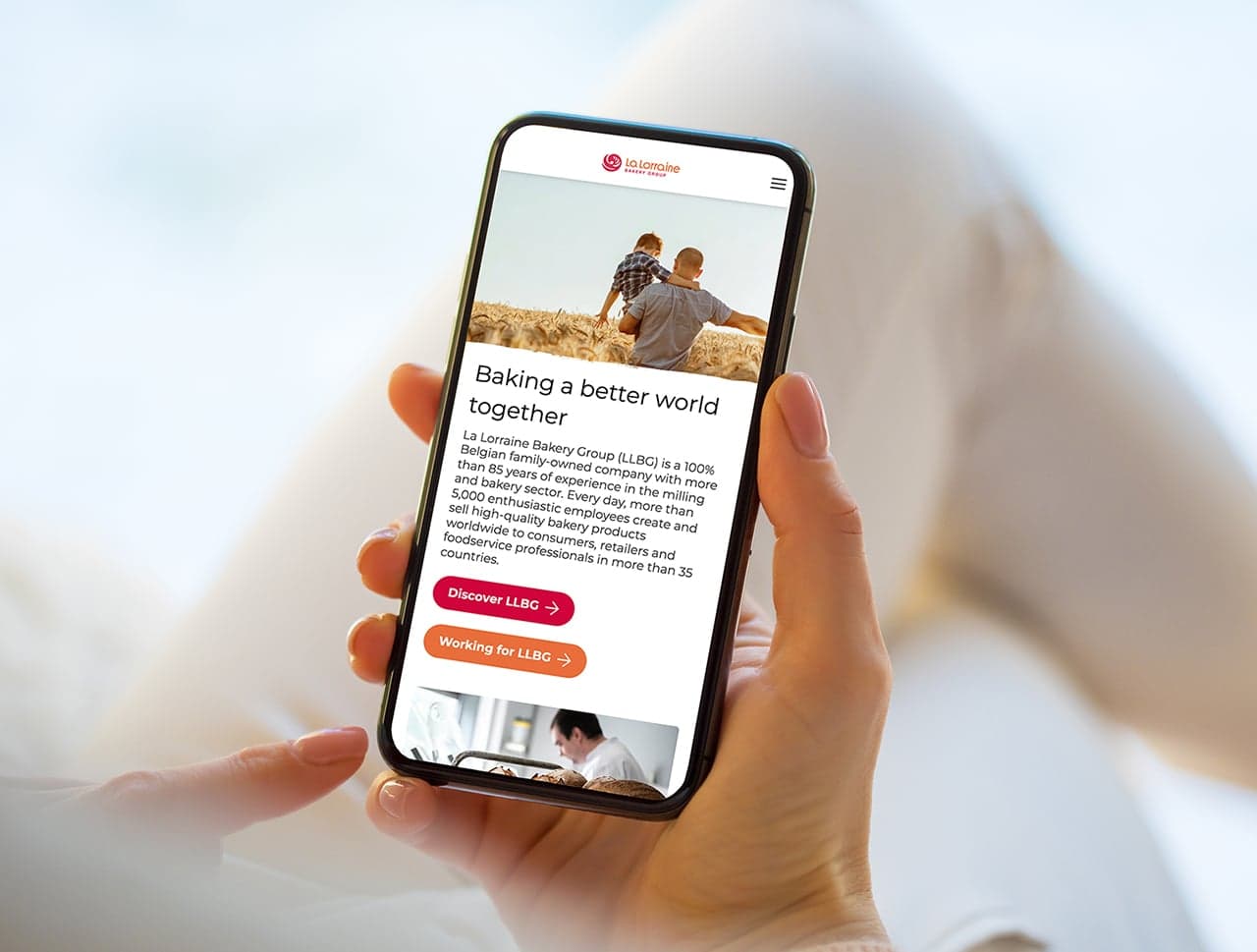 Image of hand holding phone