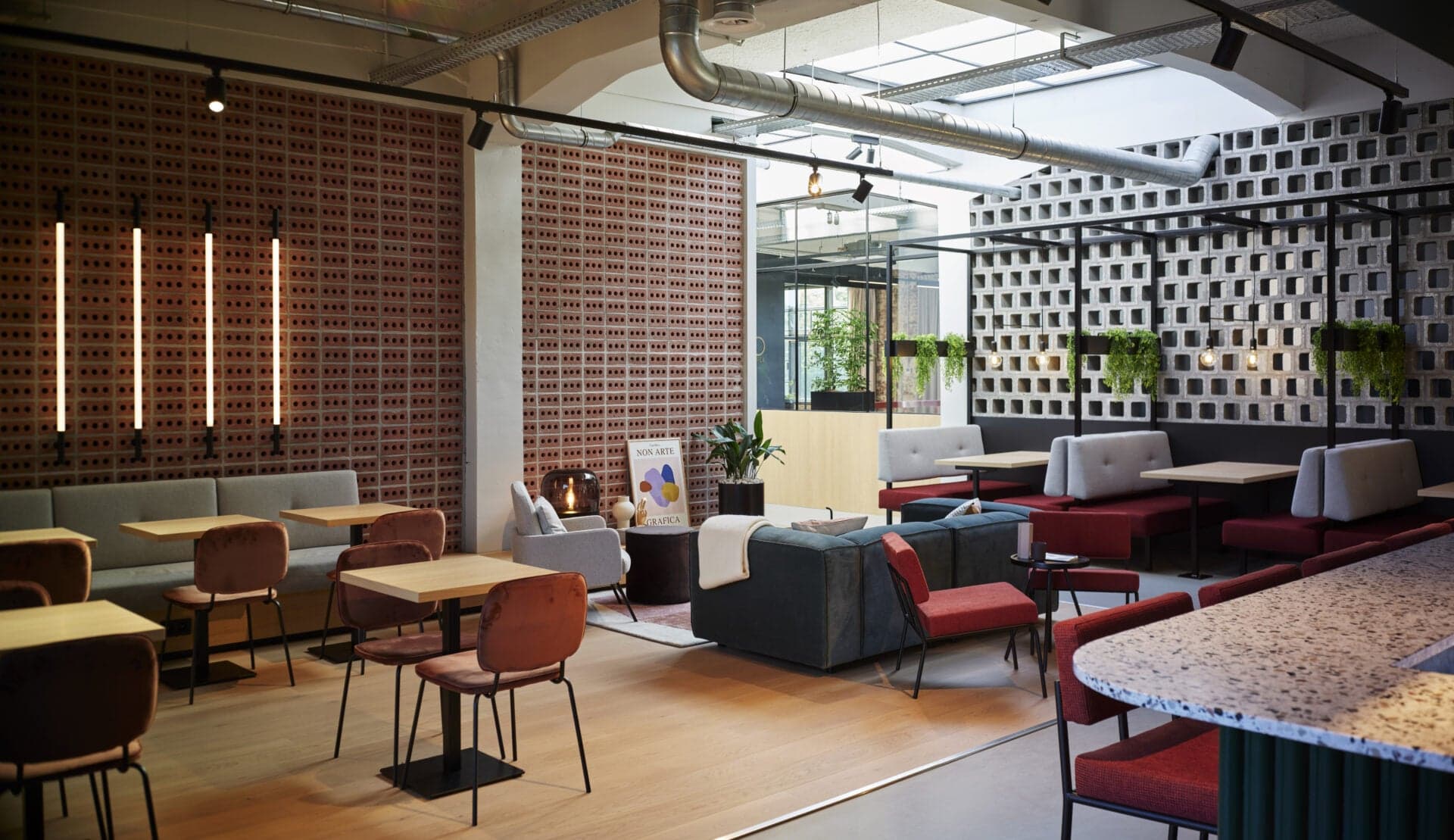 Amsterdam Gallery Image 4