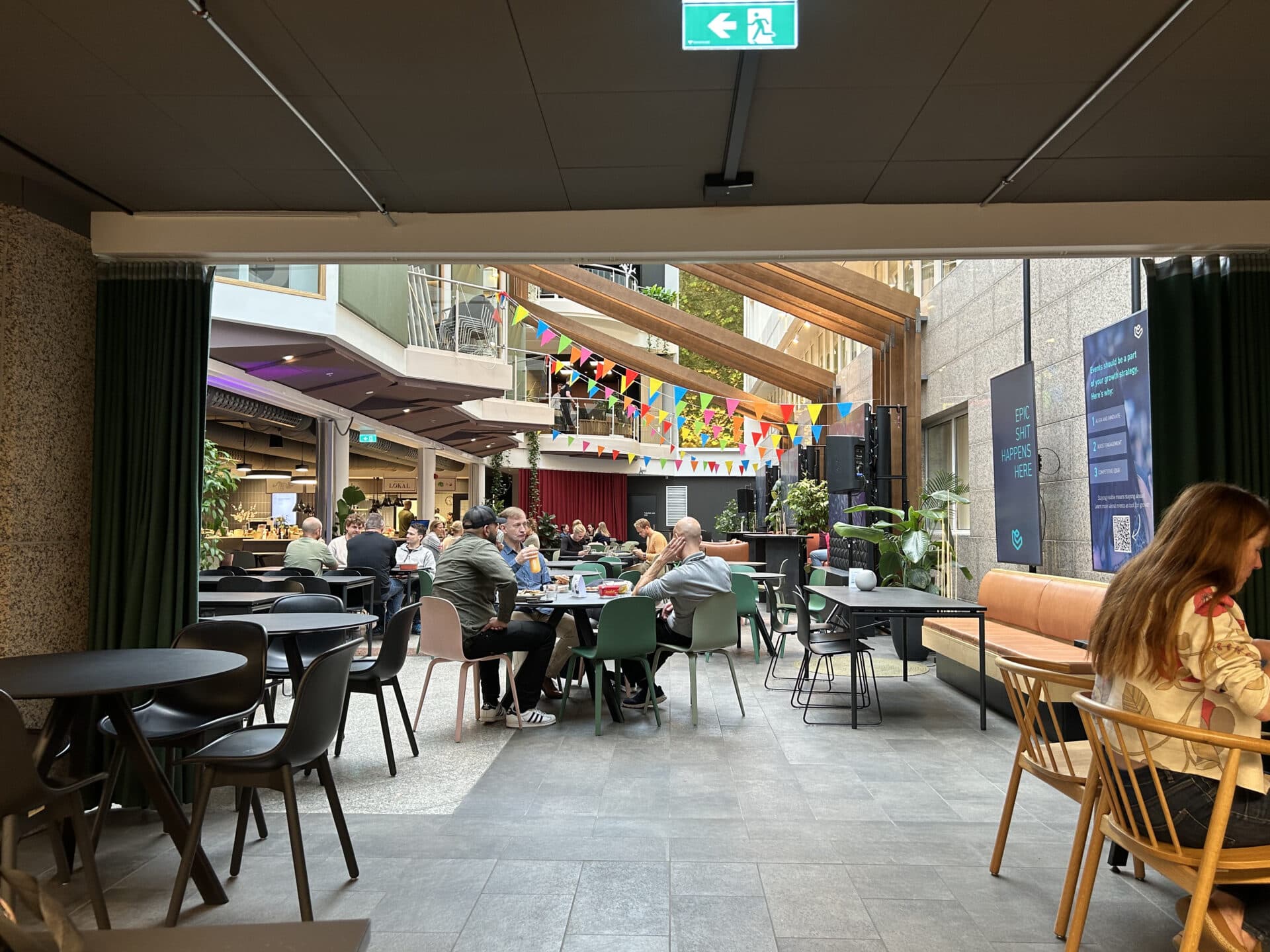 Oslo Gallery Image 1