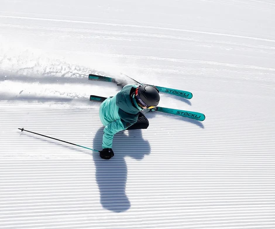 Skiing man in action